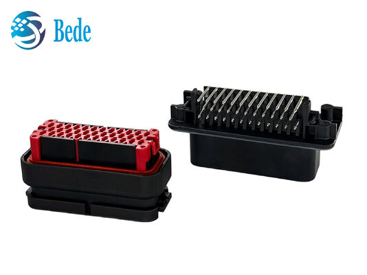 Złącze ECU samochodowe AMP 1-776180-1 pod kątem prostym 35-pinowe 4MM 1-776164-1
